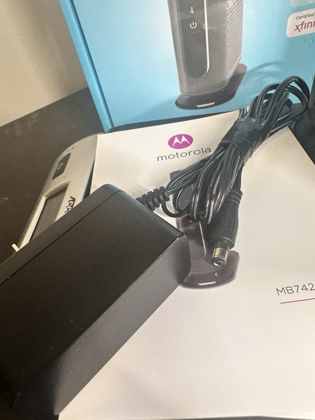 Motorola MB7420 – 16×4 Cable Modem – 686 Mbps – With Power Cord *TESTED*