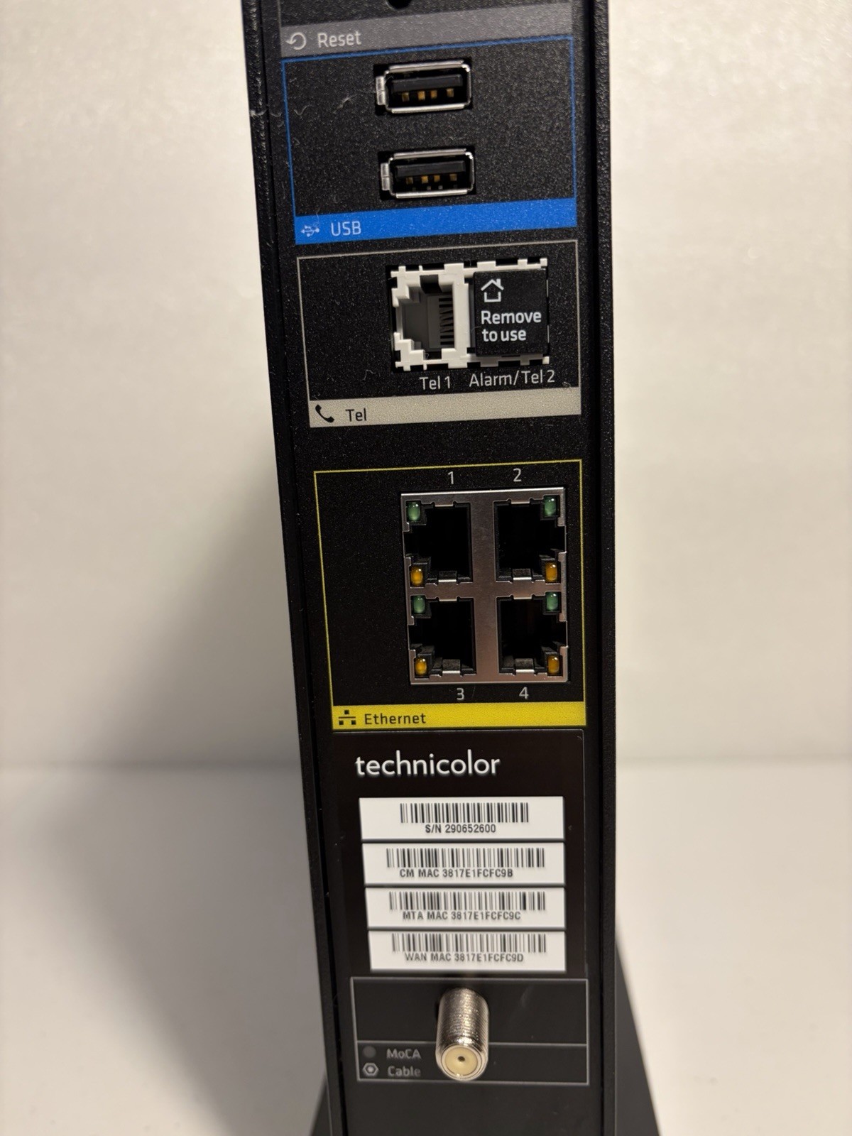 Technicolor DPC3941B Comcast Business Dual Band WiFi Cable Modem Router w/Cord