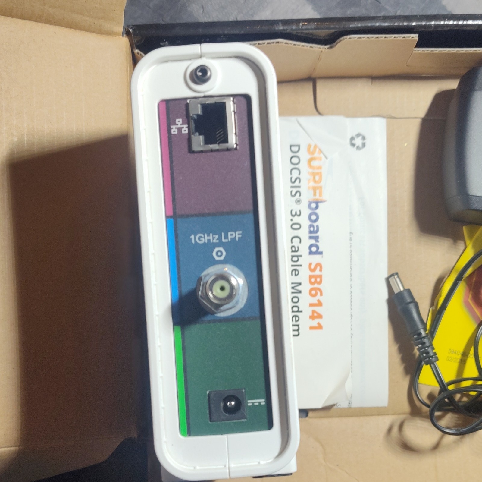 Motorola ARRIS SURFboard SB6141 3.0 Cable Modem 400 Series –