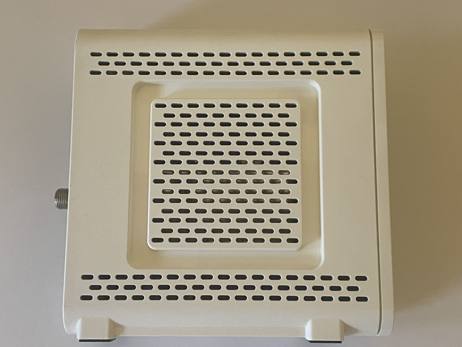 ARRIS SURFboard SB6141 Docsis 3.0 Cable Modem