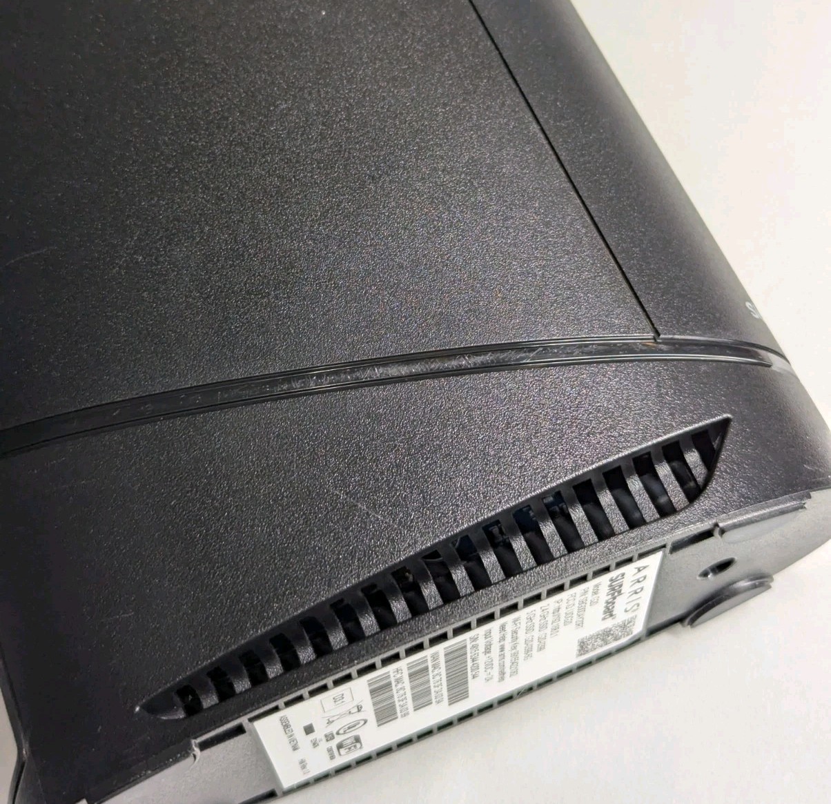 ARRIS G20 DOCSIS 3.1 WiFi 6 Router Modem ONLY – NO POWER CORD INCLUDED