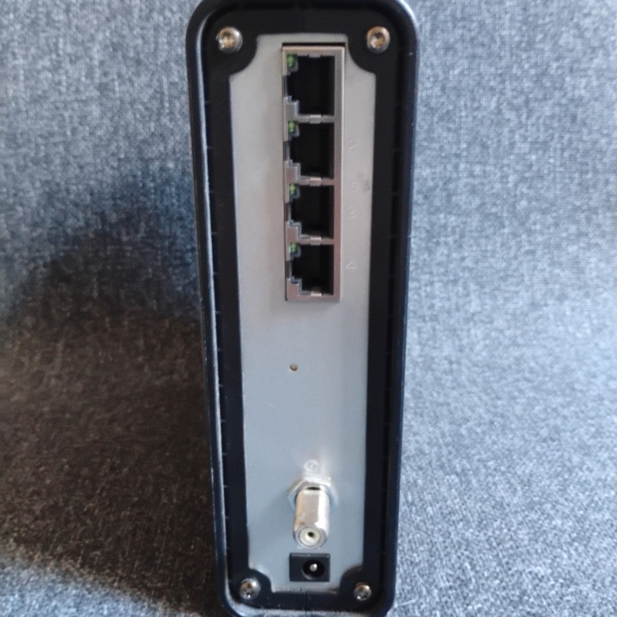 Motorola SURFboard SBG6580 DOCSIS 3.0 Cable Modem / Wi-Fi Router