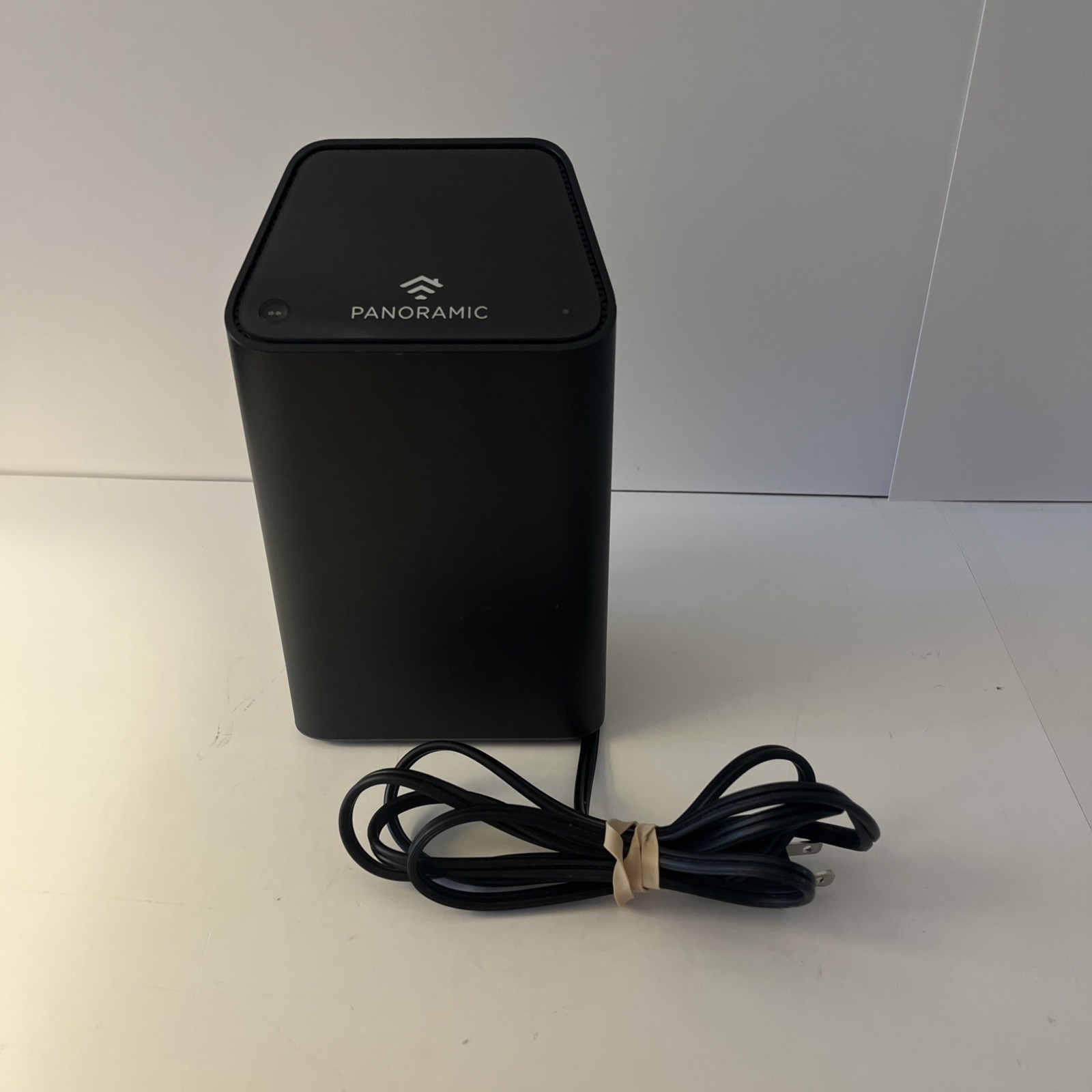 Cox Panoramic Cable Modem WIFI Gateway Modem/Router CGM414X w/ Power Cord