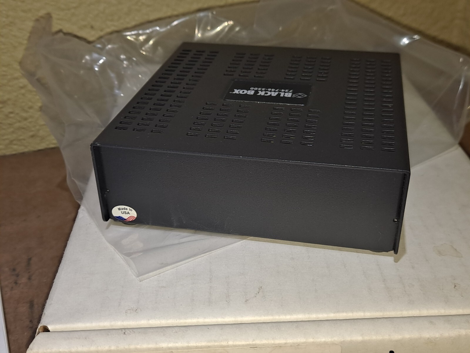 NEW BLACK BOX LMC7031A 100 Mbps Compact Media Converter Fast Shipping