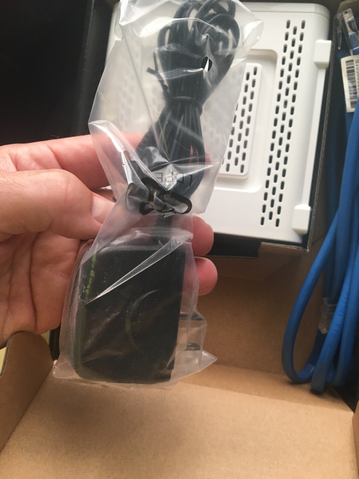 Motorola SURFboard SB6141 (581902-022-00) 351.23 Mbps