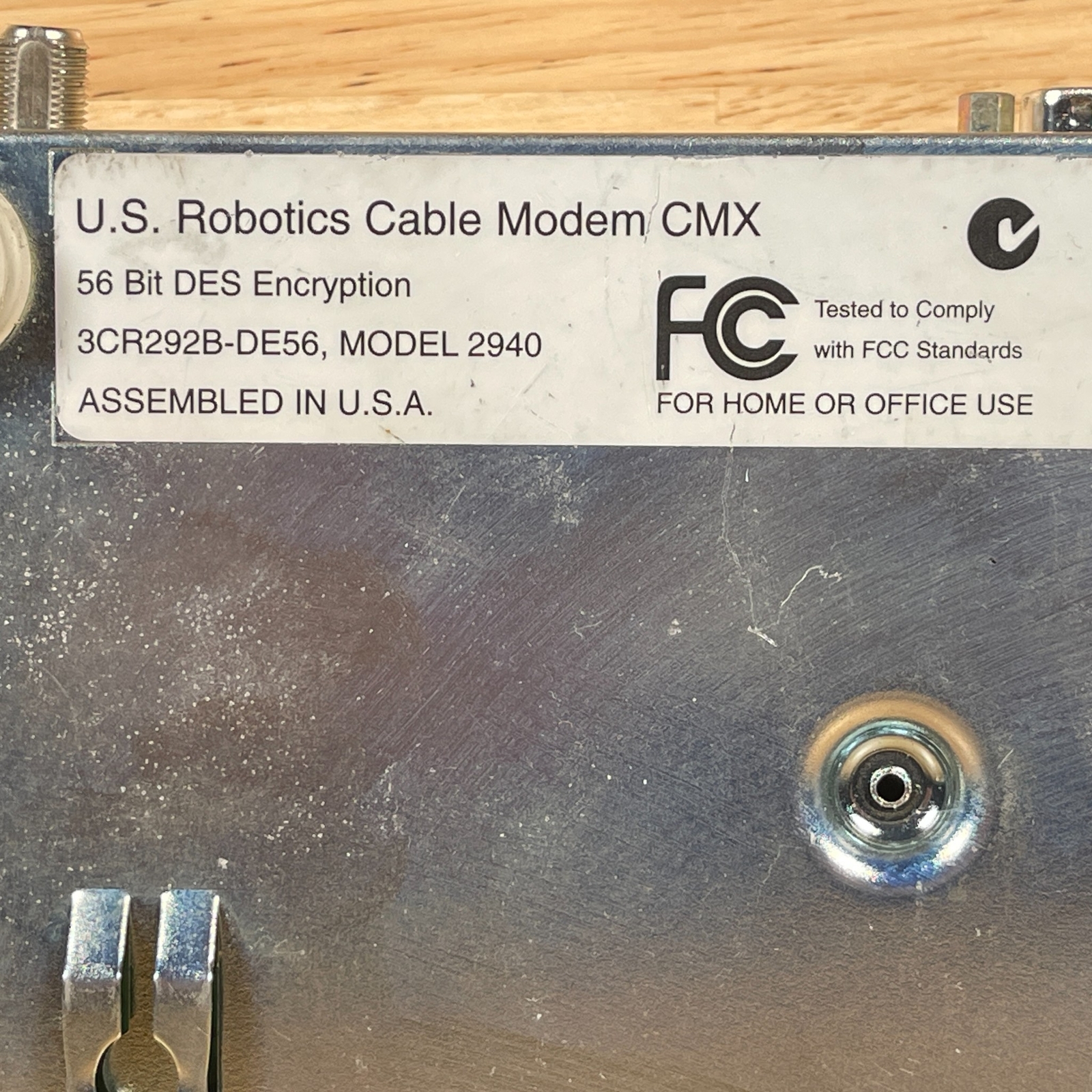 3Com U.S. Robotics 2940 White Wired External Single-Ethernet Cable Modem CMX