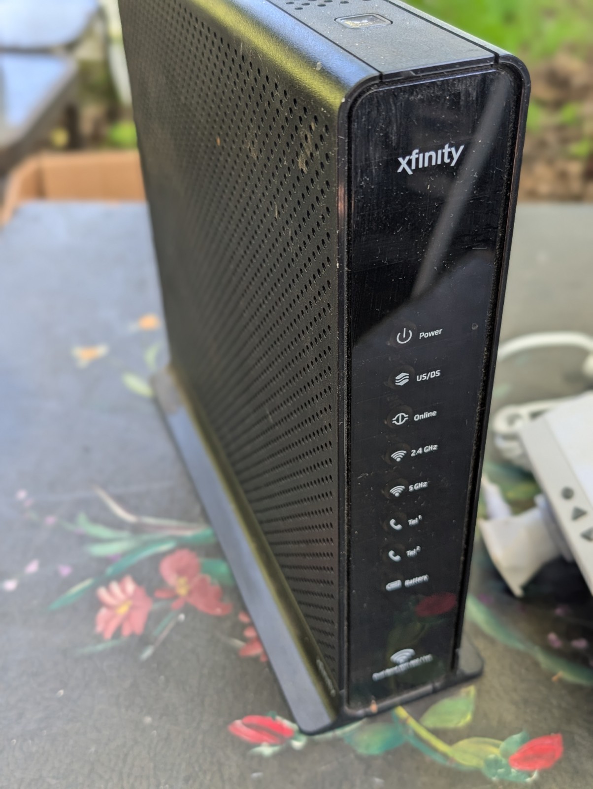 Xfinity Arris TG1682G Dual-Band WiFi Telephone Cable Modem