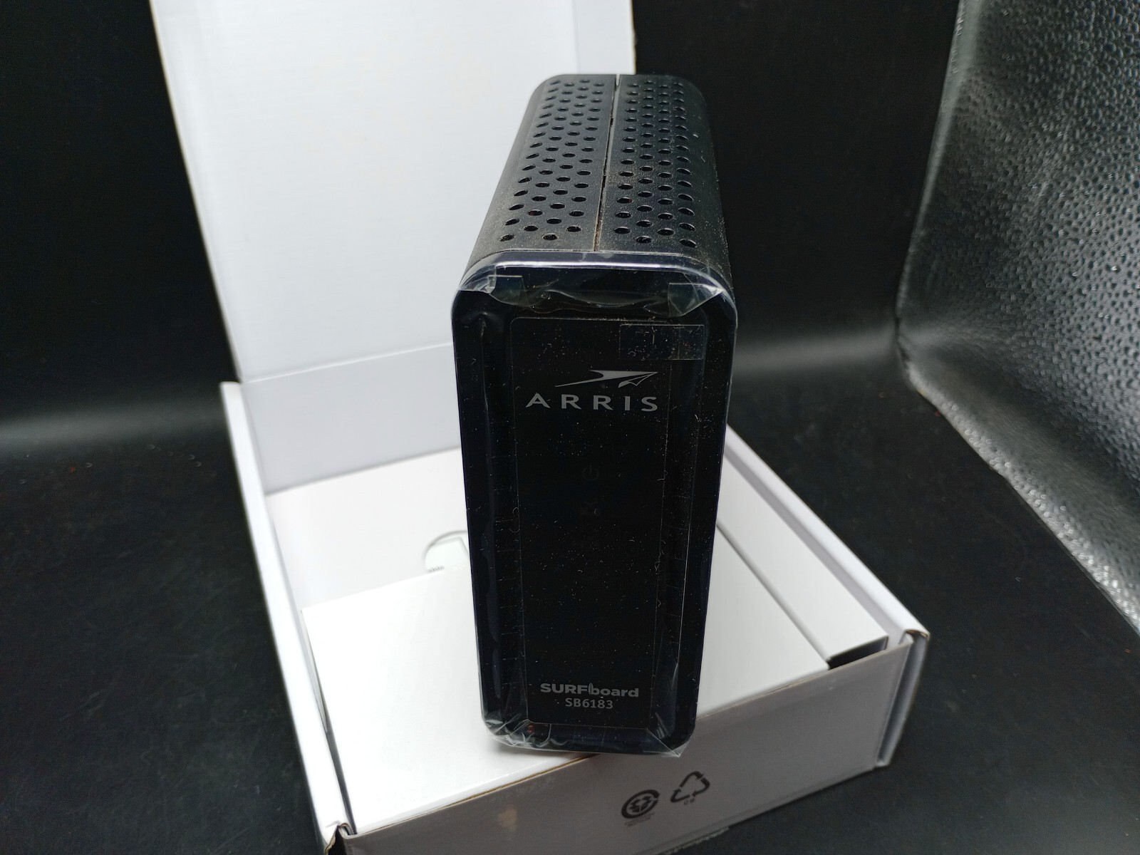 ARRIS SB6183 SURFboard DOCSIS 3.0 Cable Modem 686 Mbps 16×4 Channels