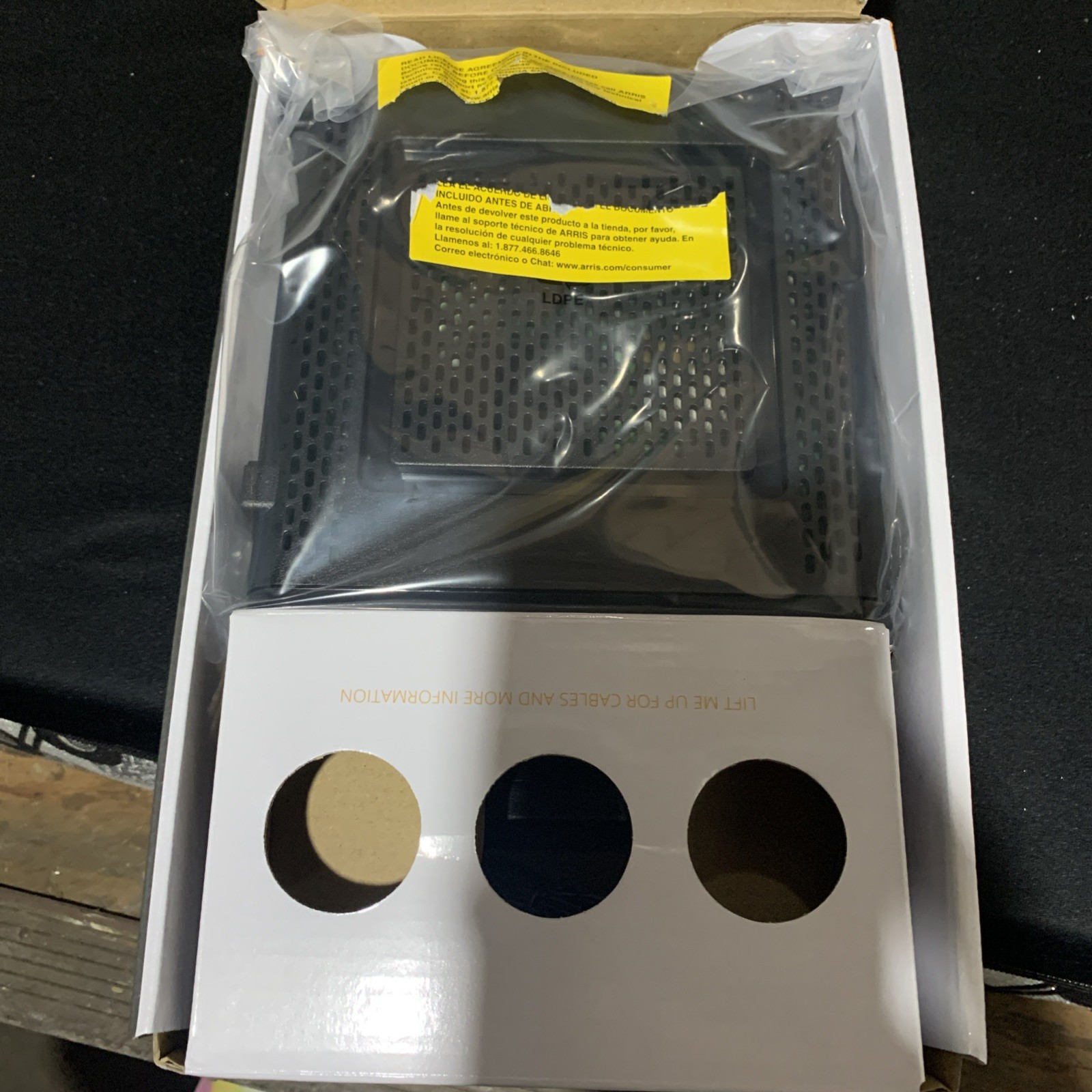 Sealed ARRIS SBG10 DOCSIS 3.0 Cable Modem & WiFi Router +Warranty Thru 4/8/27