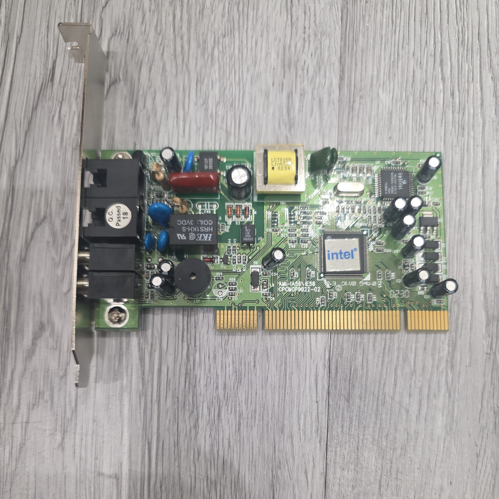 Intel CPCM0P9022-02 56K Internal Fax/Modem PCI Card,everything in the pics