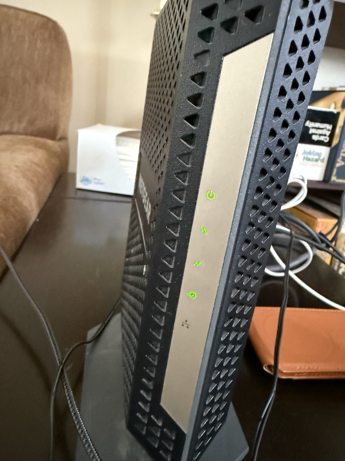 NETGEAR CM1000 CM1000V2 Nighthawk DOCSIS 3.1 Cable Modem