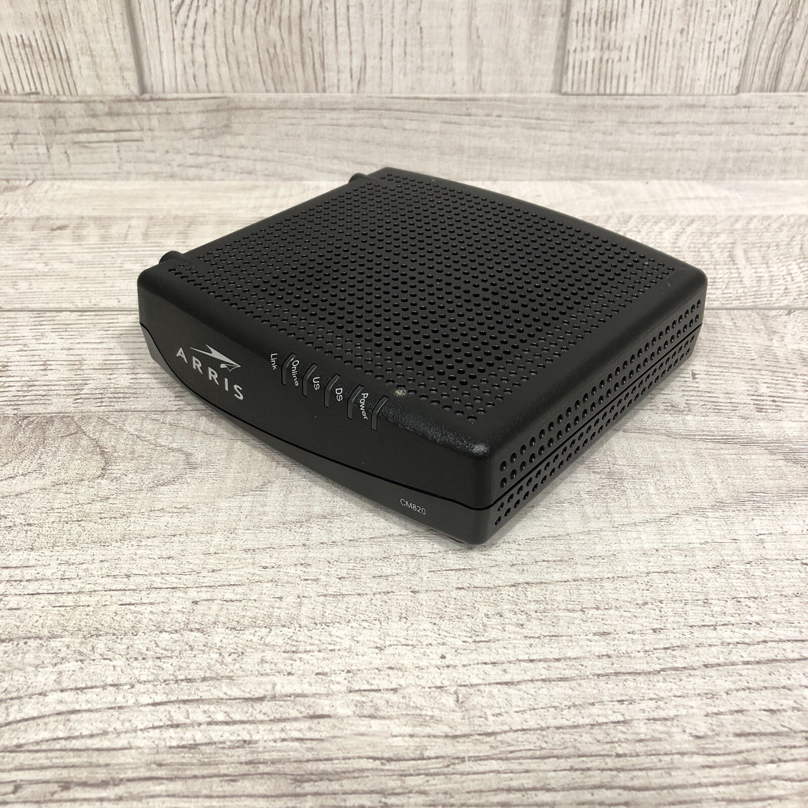 Arris CM820A/SL DOCSIS 3.0 Cable Modem TC00DLD820 8×4 Used with power cord