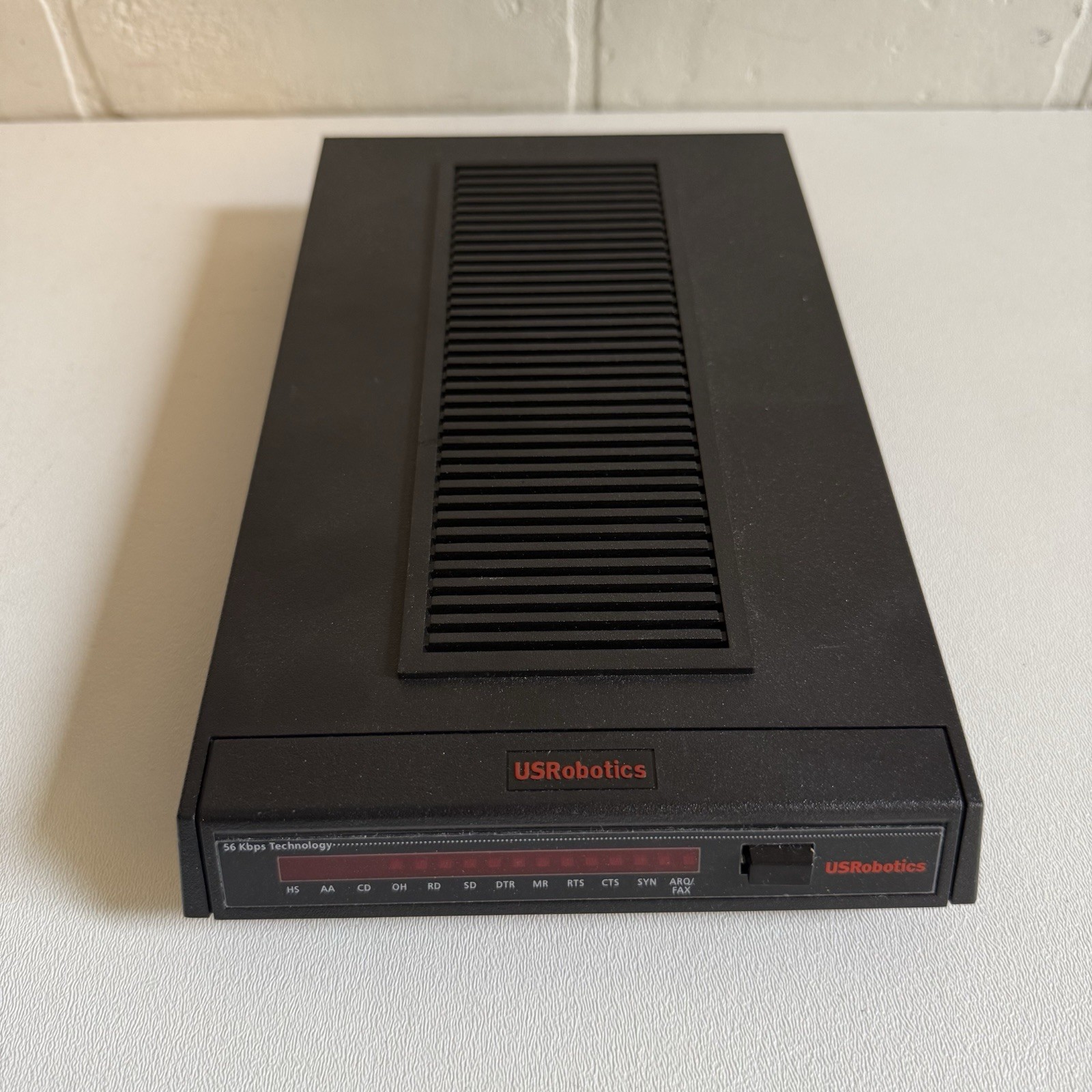 USRobotics Modem – 3453C Courier 56K Business Modem