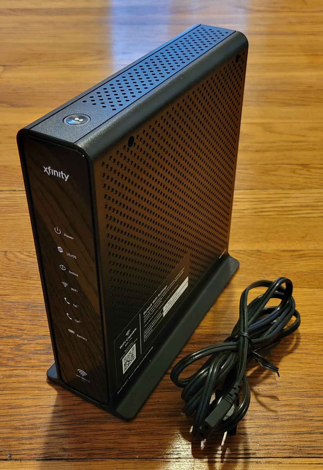 ARRIS Surfboard TG862G/CT Cable Modem Gateway Comcast Xfinity – Good Condition