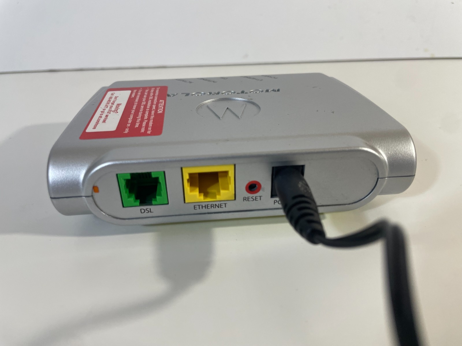 Motorola 2210-02-1022 MSTATEA DSL Ethernet Modem With Power Supply