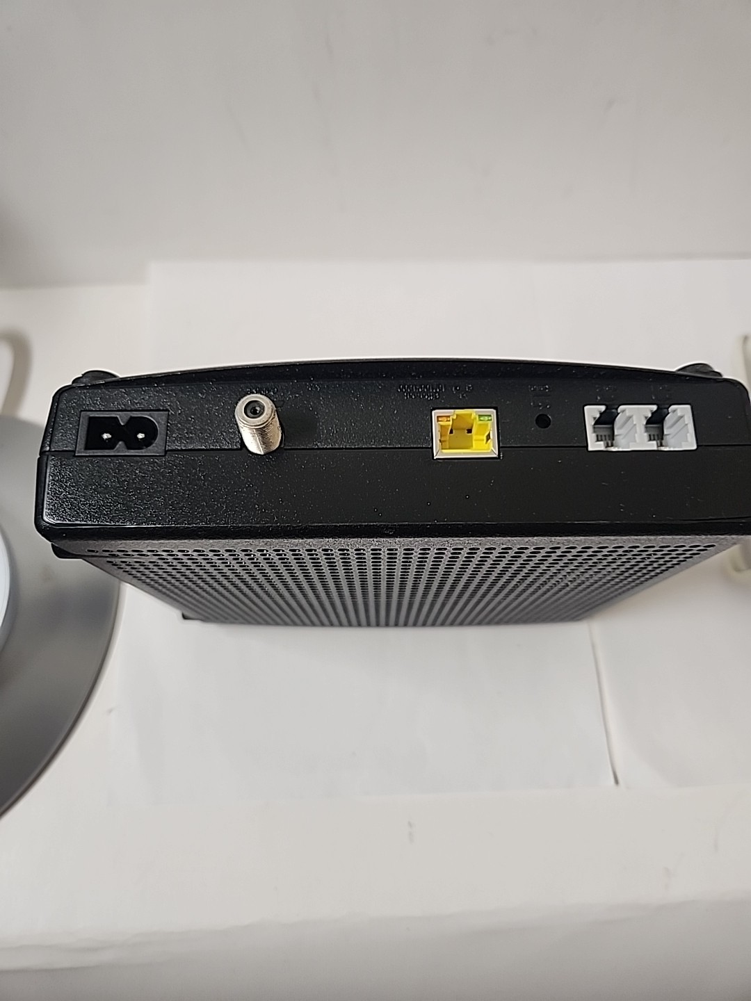 ARRIS Touchstone TM1602A DOCSIS 3.0 E-MTA with Power Cable Open Box