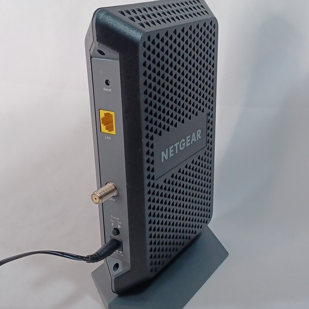 Netgear Ultra High Speed DOCSIS® 3.1 Cable Modem (CM1000)