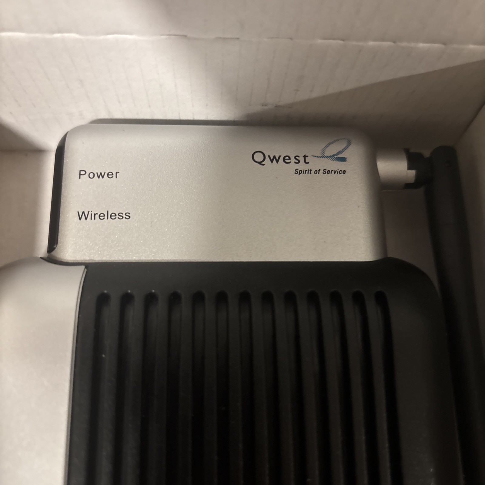 Qwest Actiontec M1000 +W1000 Internet modem. Century Link Modem. Cords Included!