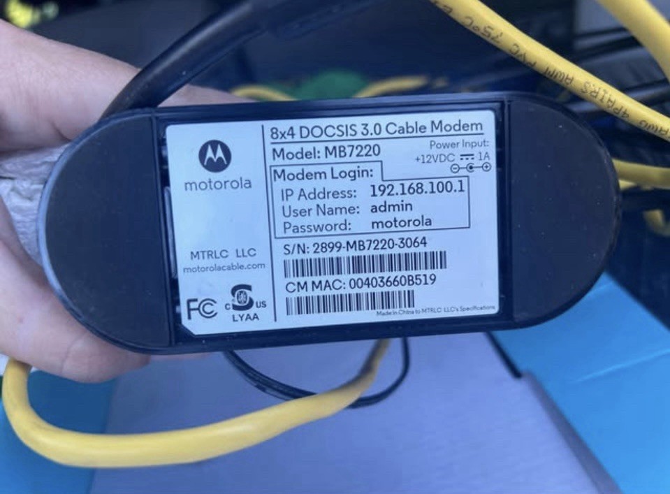 Motorola 8×4 Cable Modem DOCSIS 3.0 Model MB7220, New in Box