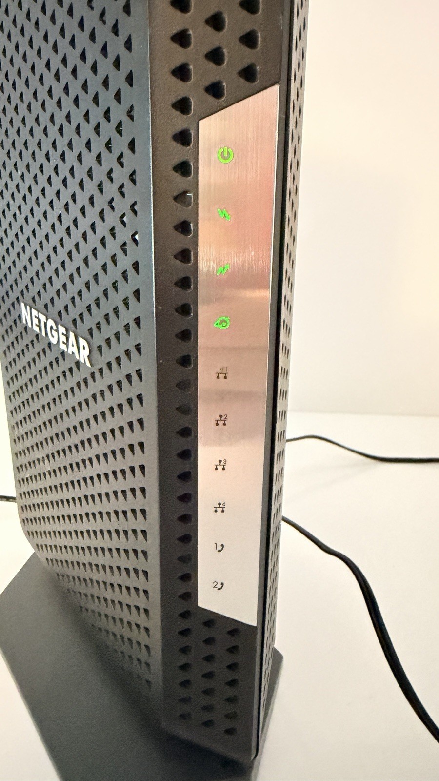 Netgear Nighthawk CM1150V Multi-Gig Cable Modem with Voice (DOCSIS 3.1)