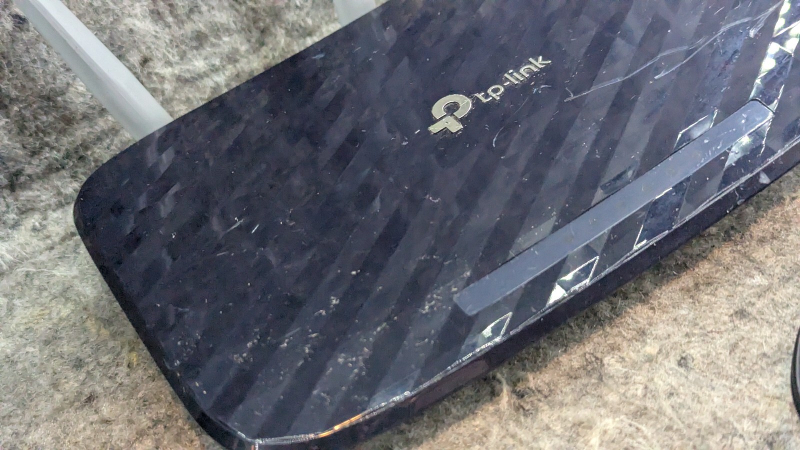 NETGEAR Nighthawk Cable Modem with Voice (CM1150) & TP-Link Archer C20 Router