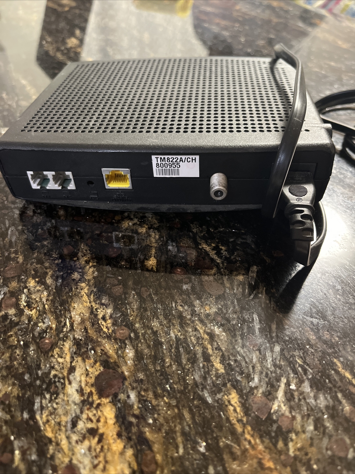 ARRIS TM822 Touchstone DOCSIS 3.0 8×4 Ultra-High Speed Telephone Modem – Black