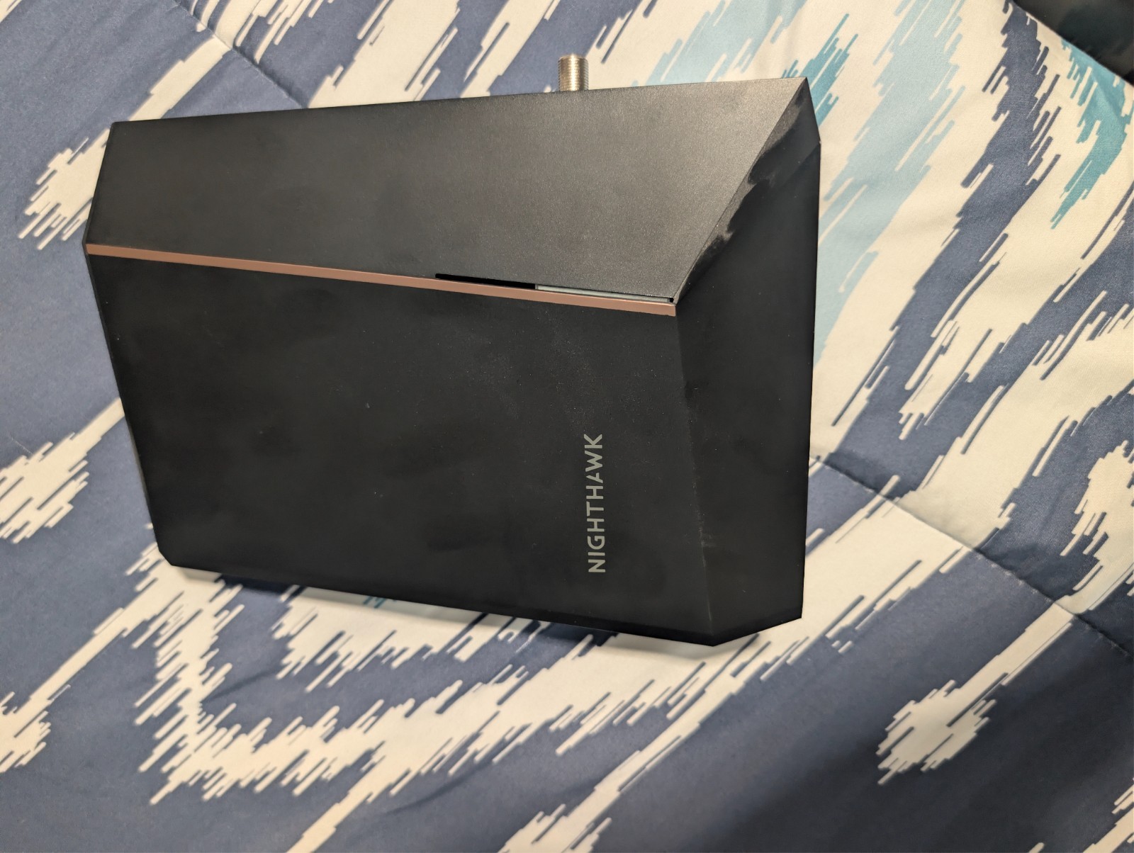NETGEAR Nighthawk CM2000 DOCSIS 3.1 Cable Modem