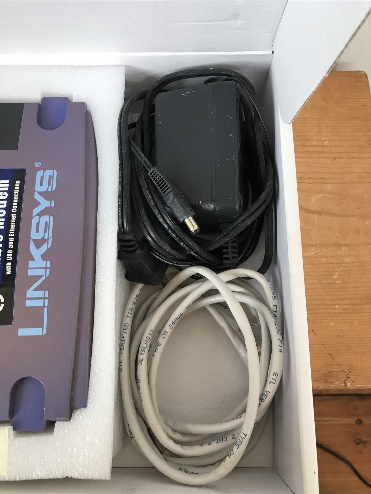 Linksys BEFCMU10 Cable Modem With USB & Ethernet Connections