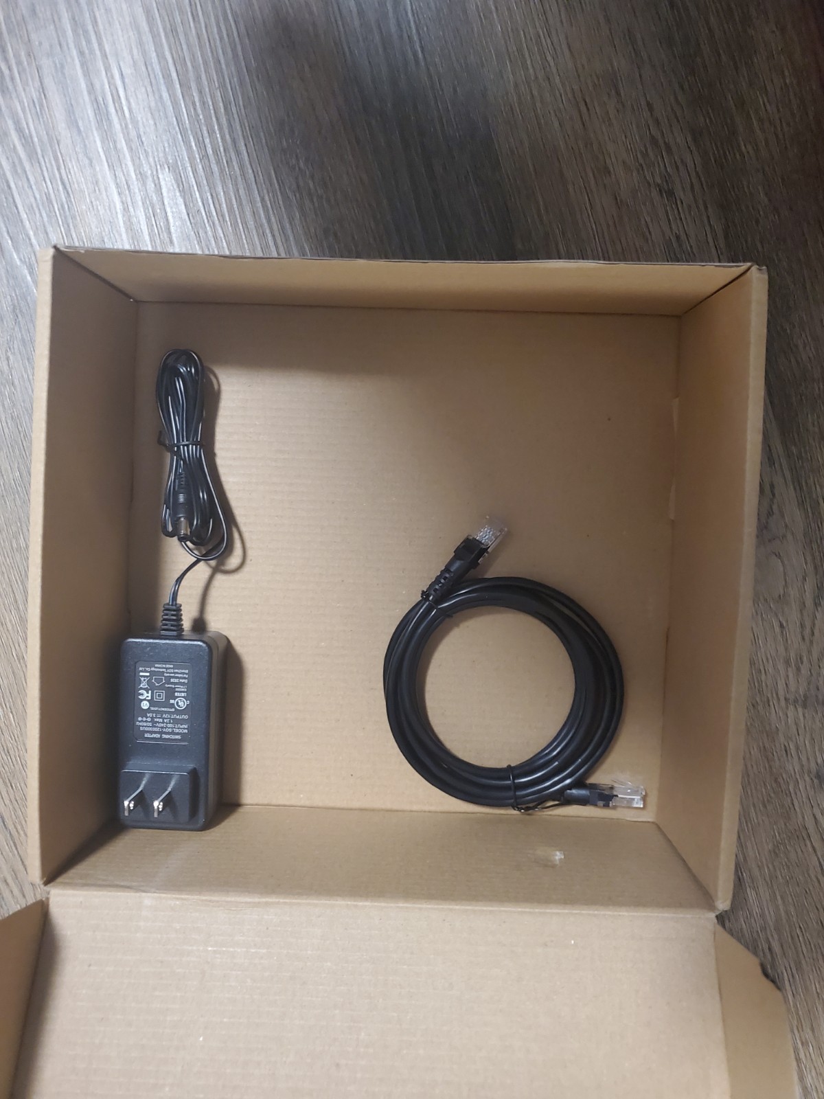 Smart/RG Cable Modem Gateway SR808ac 802.11ac DOCSIS 3.0 Modem/Router