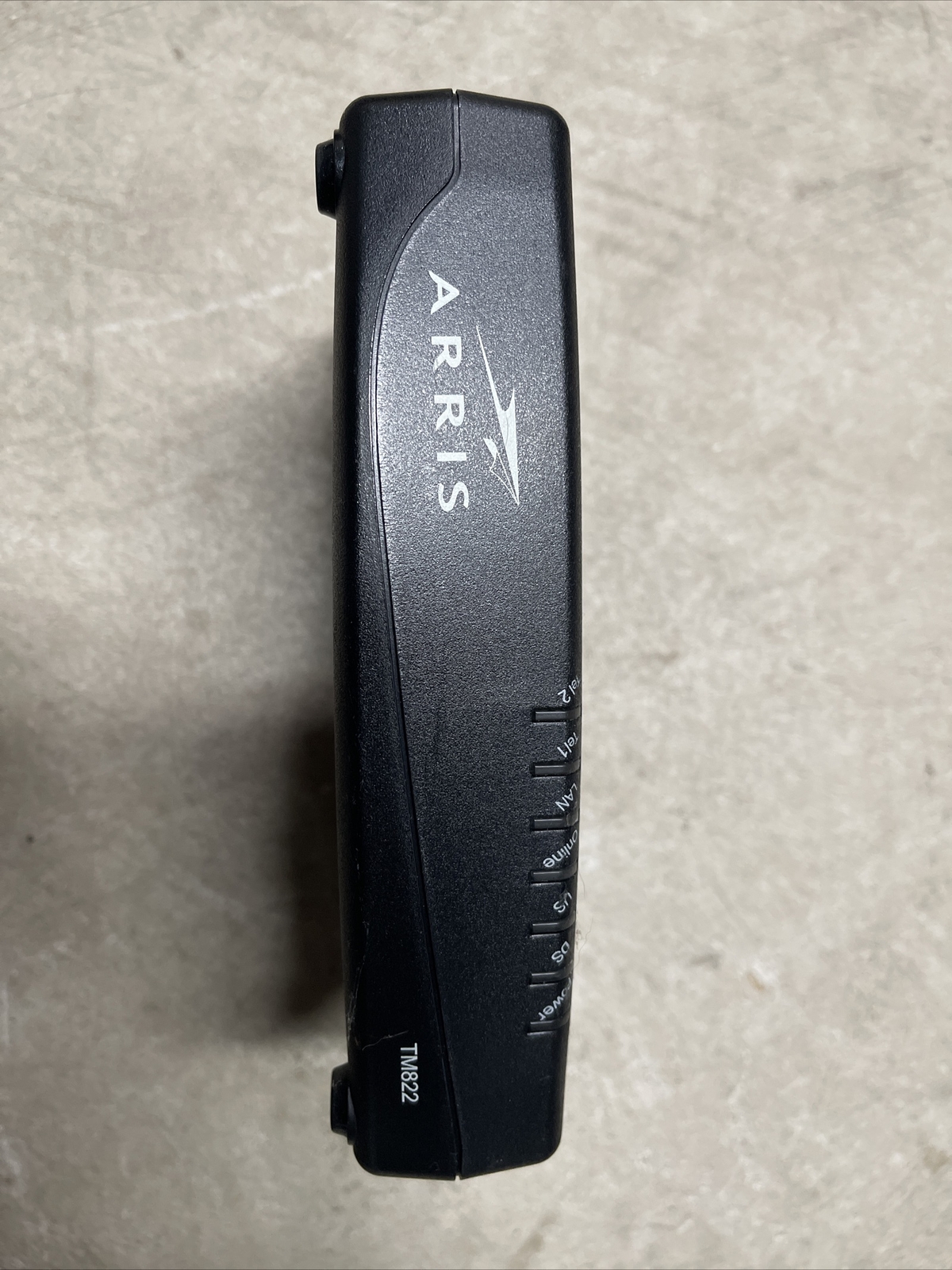 ARRIS Touchstone TM822A DOCSIS 3.0 8×4 Telephony Modem – Black