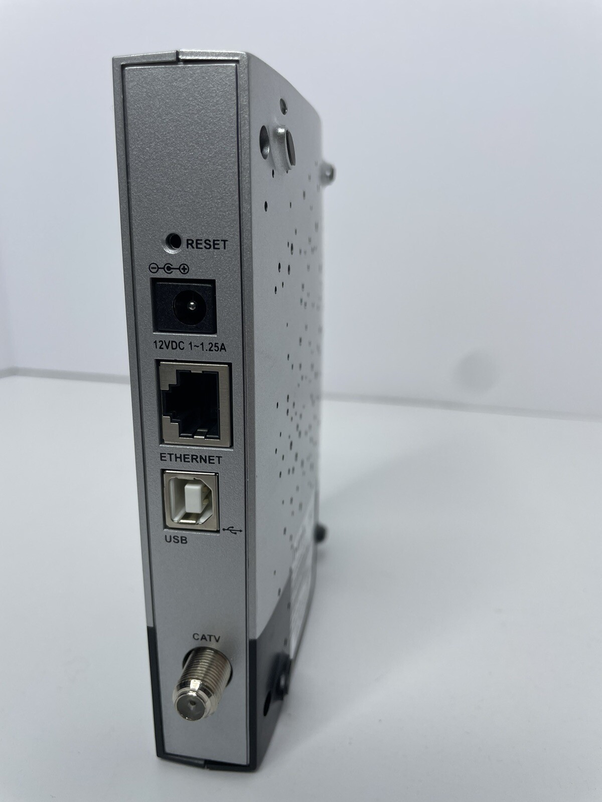 D-Link DCM-202 DOCSIS 2.00.03D1.02 1A Ethernet High Speed Cable Modem