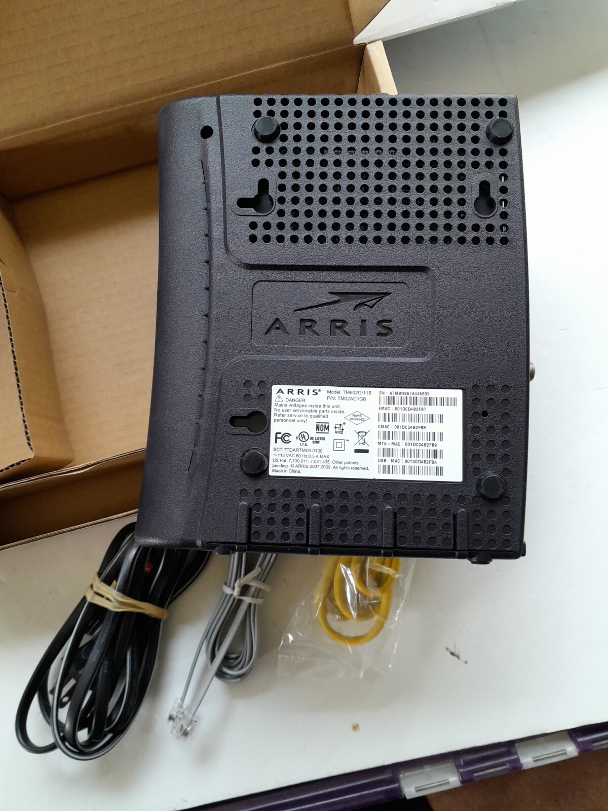 Arris 3.0 Cable Modem Model: TM602G/115 P/NTM02AC1G6 USED