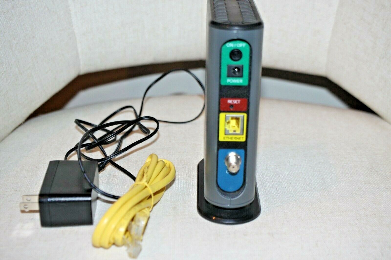Motorola Cable Modem MB7220 8X4 Mbps DOCSIS 3.0 High Speed To Many Devices
