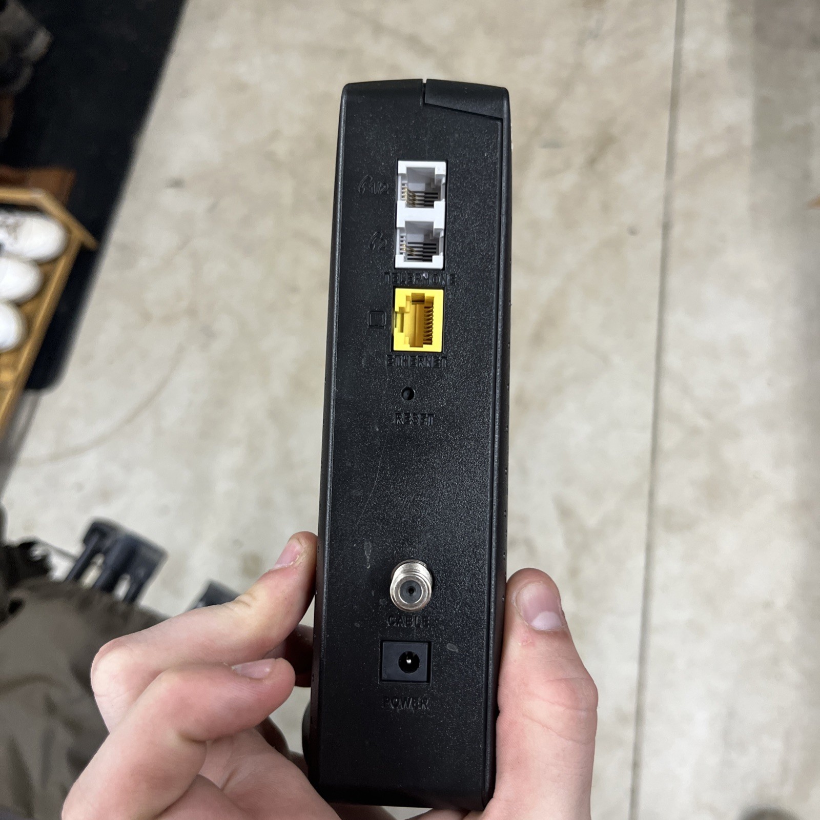 Technicolor DPC3216 Docsis 3.0 16×4 Cable Modem Embeded Digital Voice Adapter
