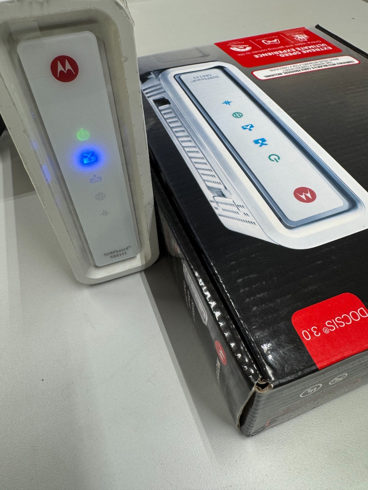 Arris Motorola SURFboard surf board SB6141 Cable Modem