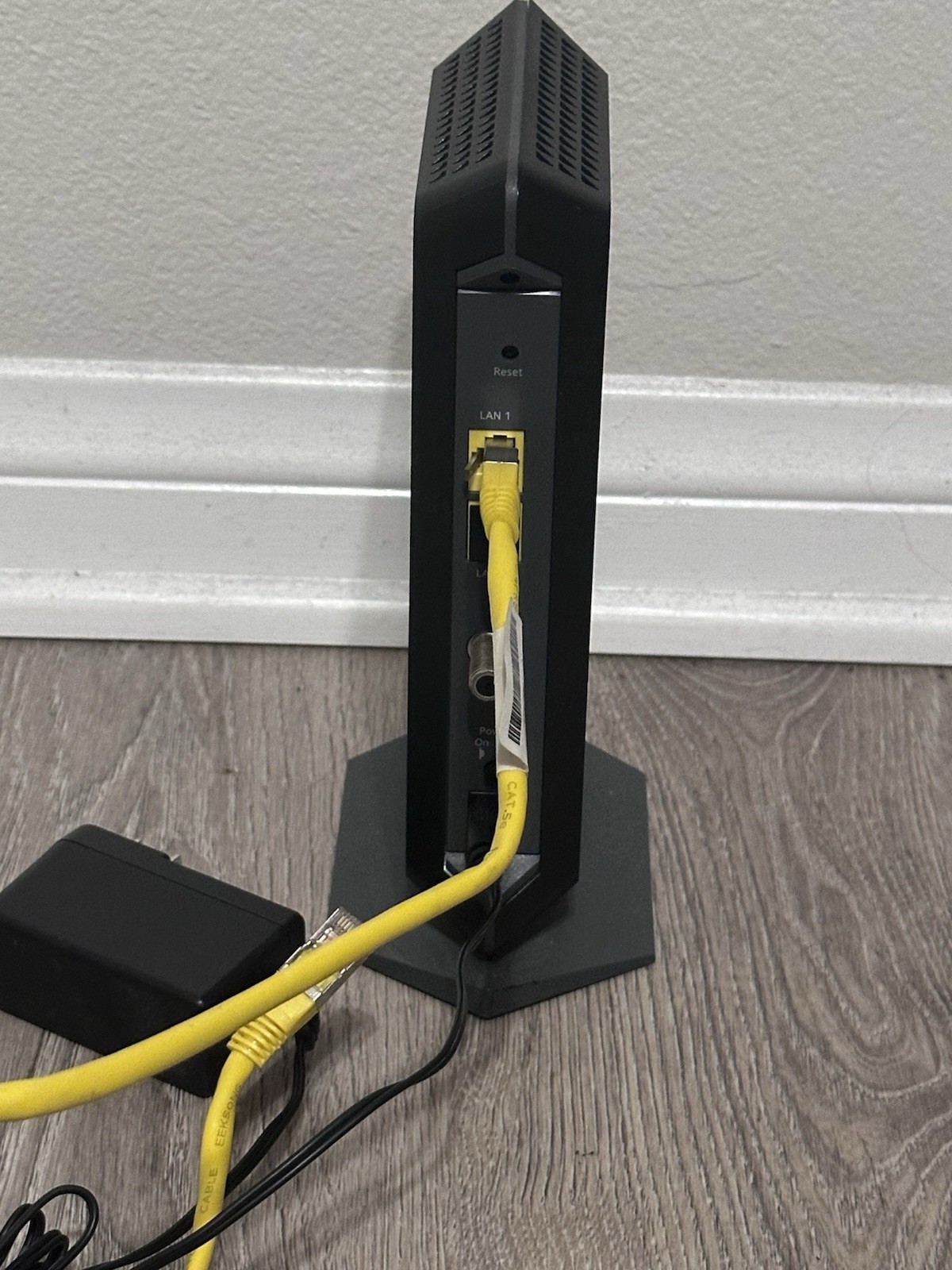 Netgear Cable Modem CM1100 With Power Cord And Ethernet Cable