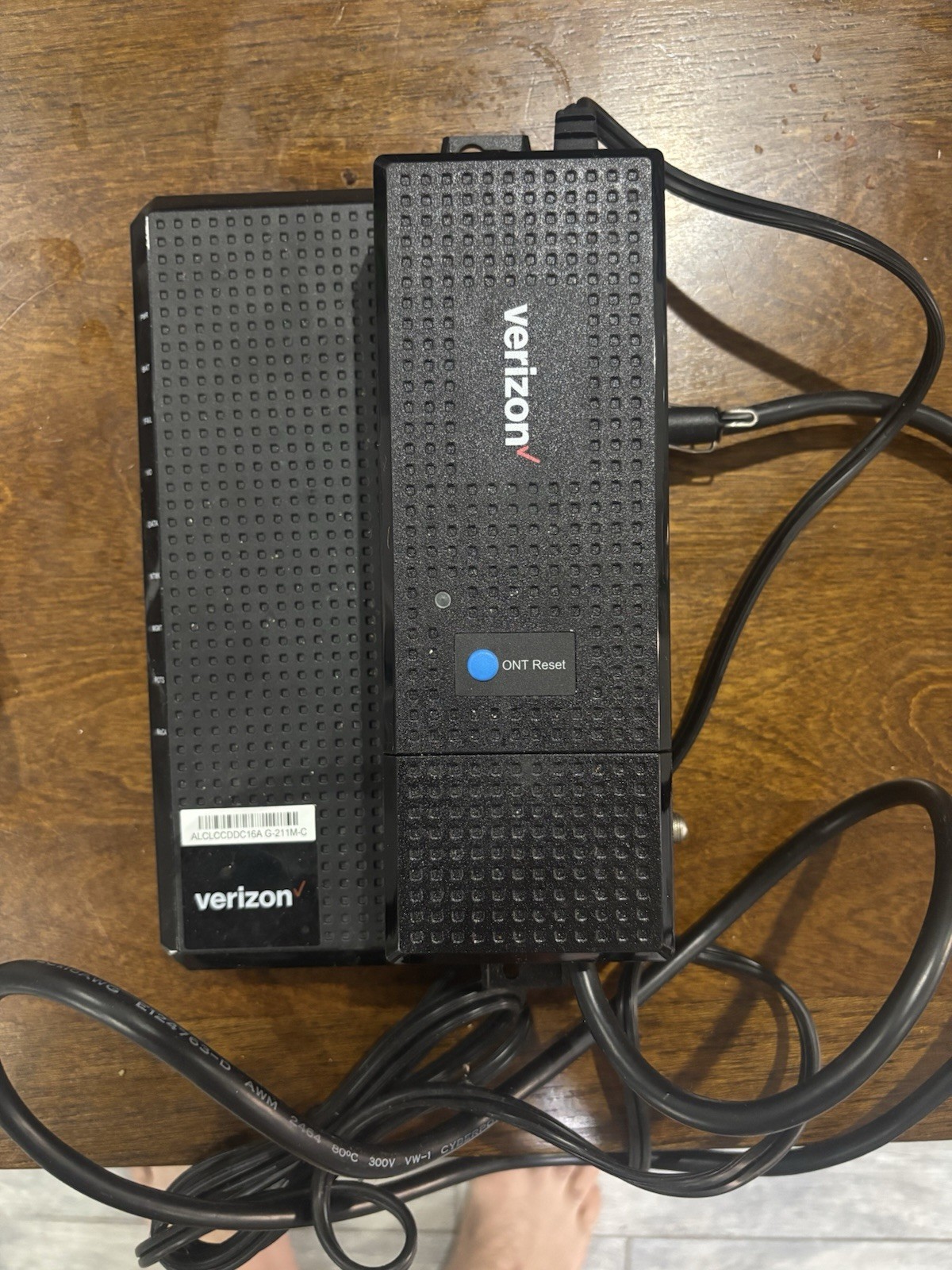 VERIZON Fios ONT optical Network Modem 3FE52343APBA W/Adapter ADP-25DR A