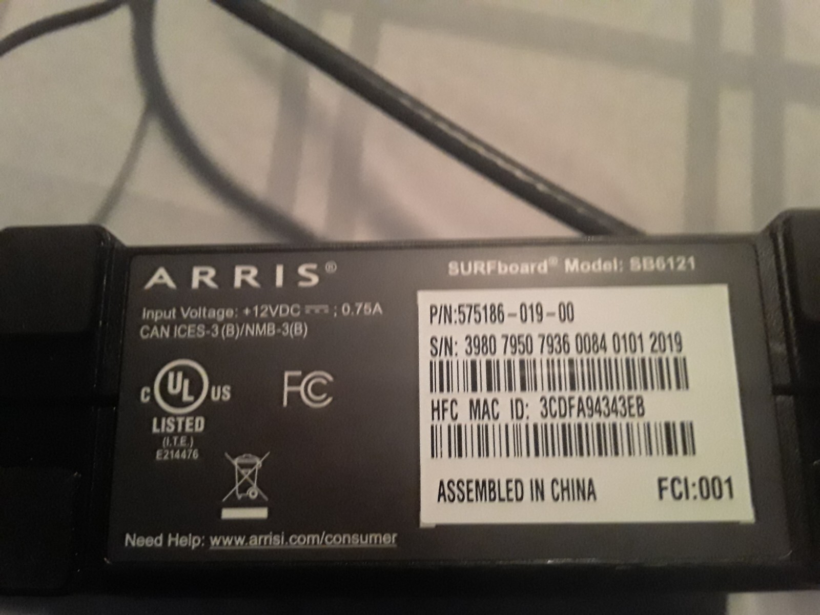 Arris Surfboard Cable Modem SB6121 AND TP-Link 300 Mbps Wireless Router