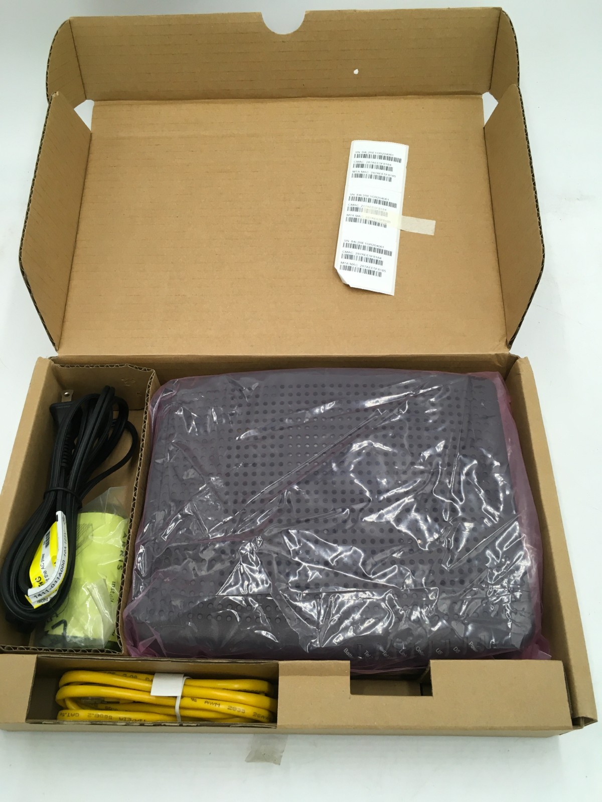 New Arris TM822G Touchstone Telephony Modem D 3.0 TM822G/NA-8 790635 battery p/s