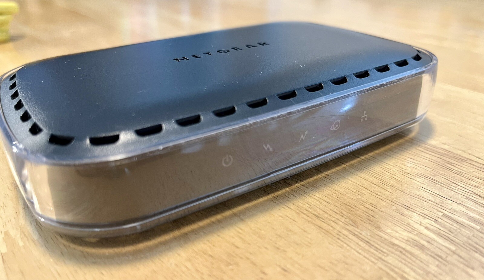 Netgear CM400 – DOCSIS 3.0, 340 Mbps, Cable Modem – Xfinity, Time Warner