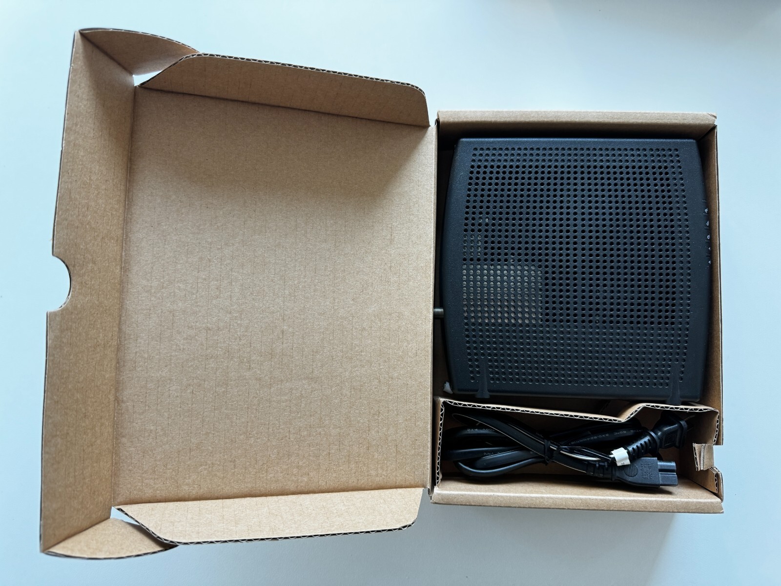 Arris TM1602A Docsis 3.0 Telephony Cable Modem