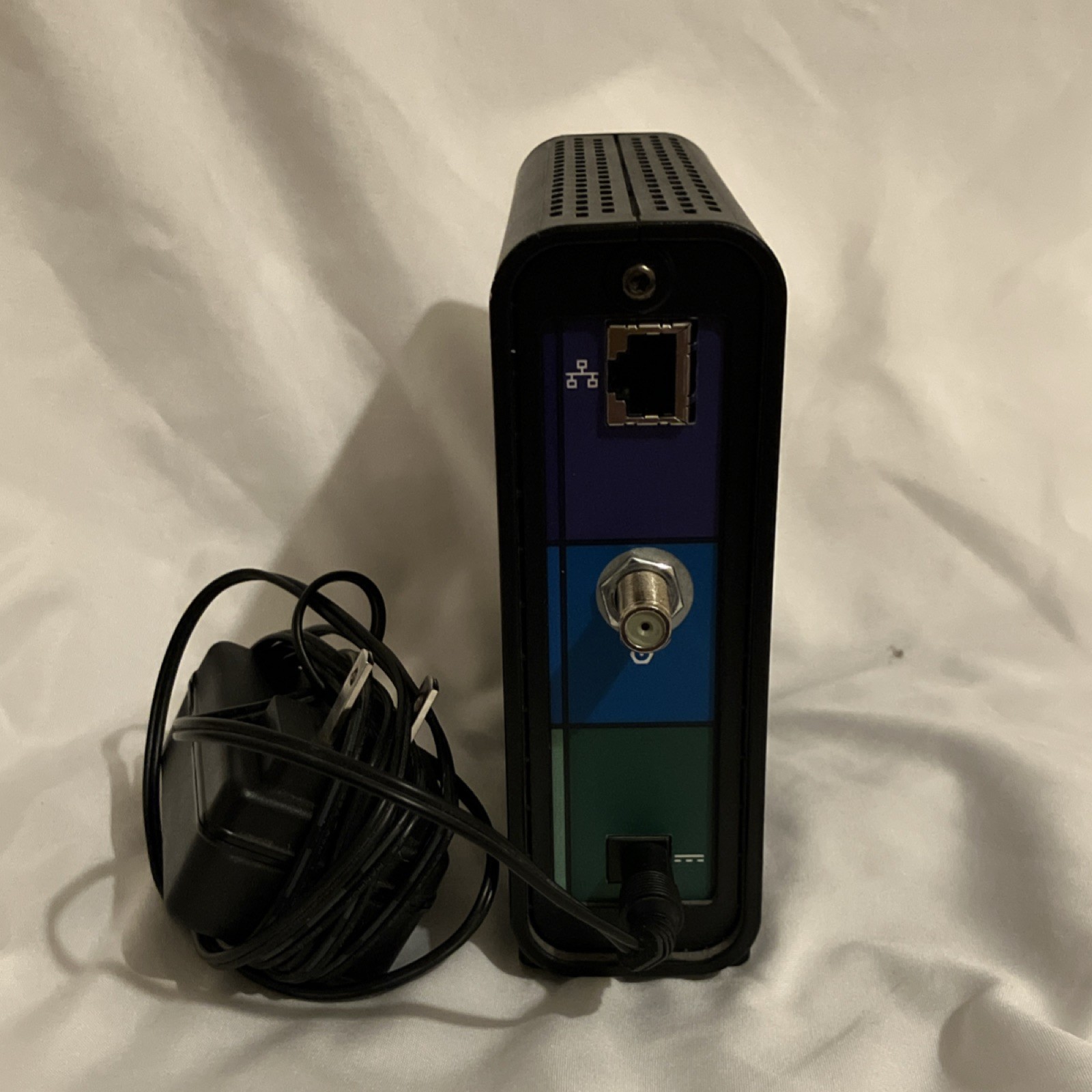 ARRIS SURFboard SB6121 Cable Modem Black Ethernet Coaxial with Power Adapter