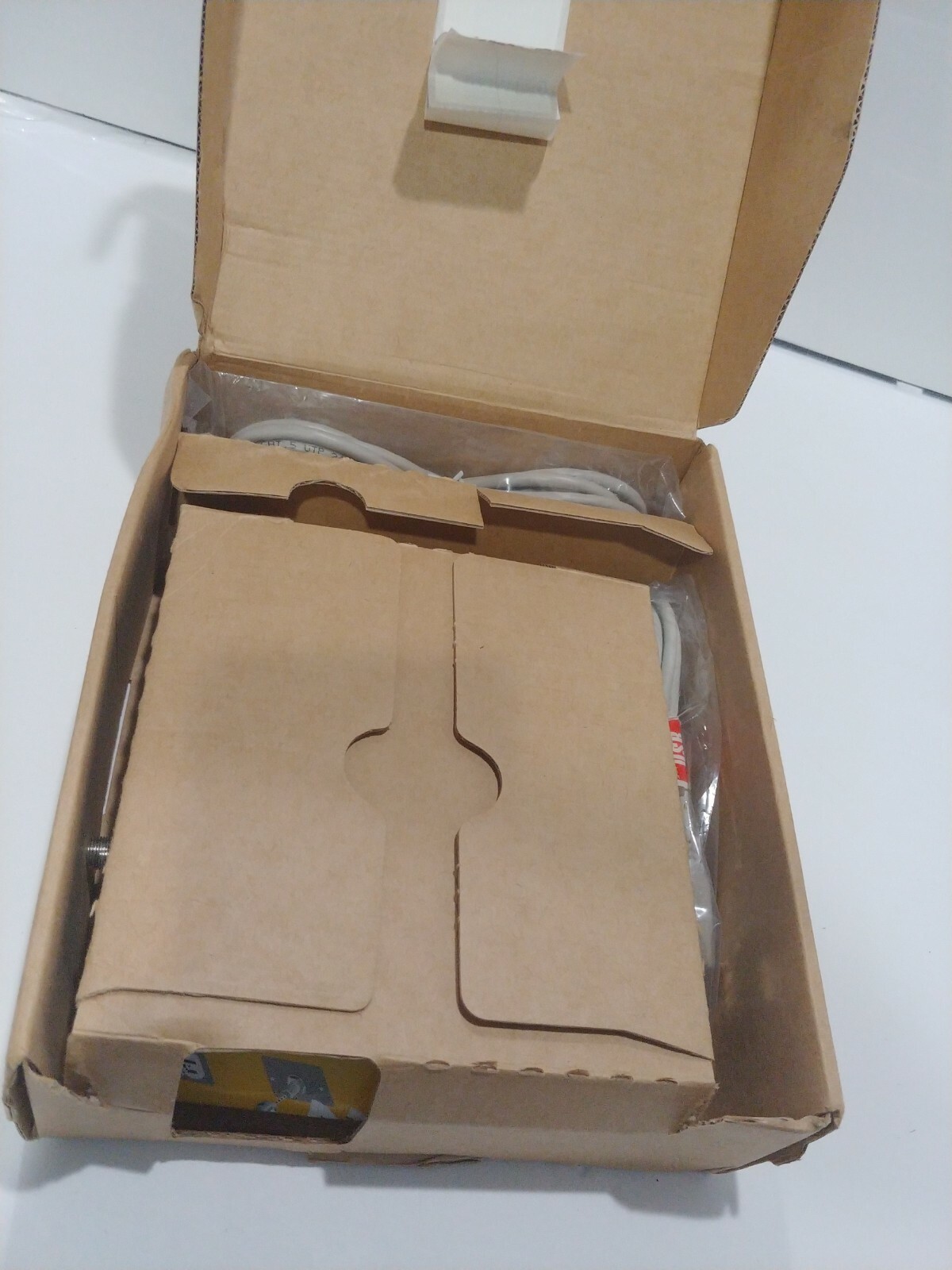 Motorola SURFboard SB5101U DOCSIS 2.0 Cable Modem New Open Box