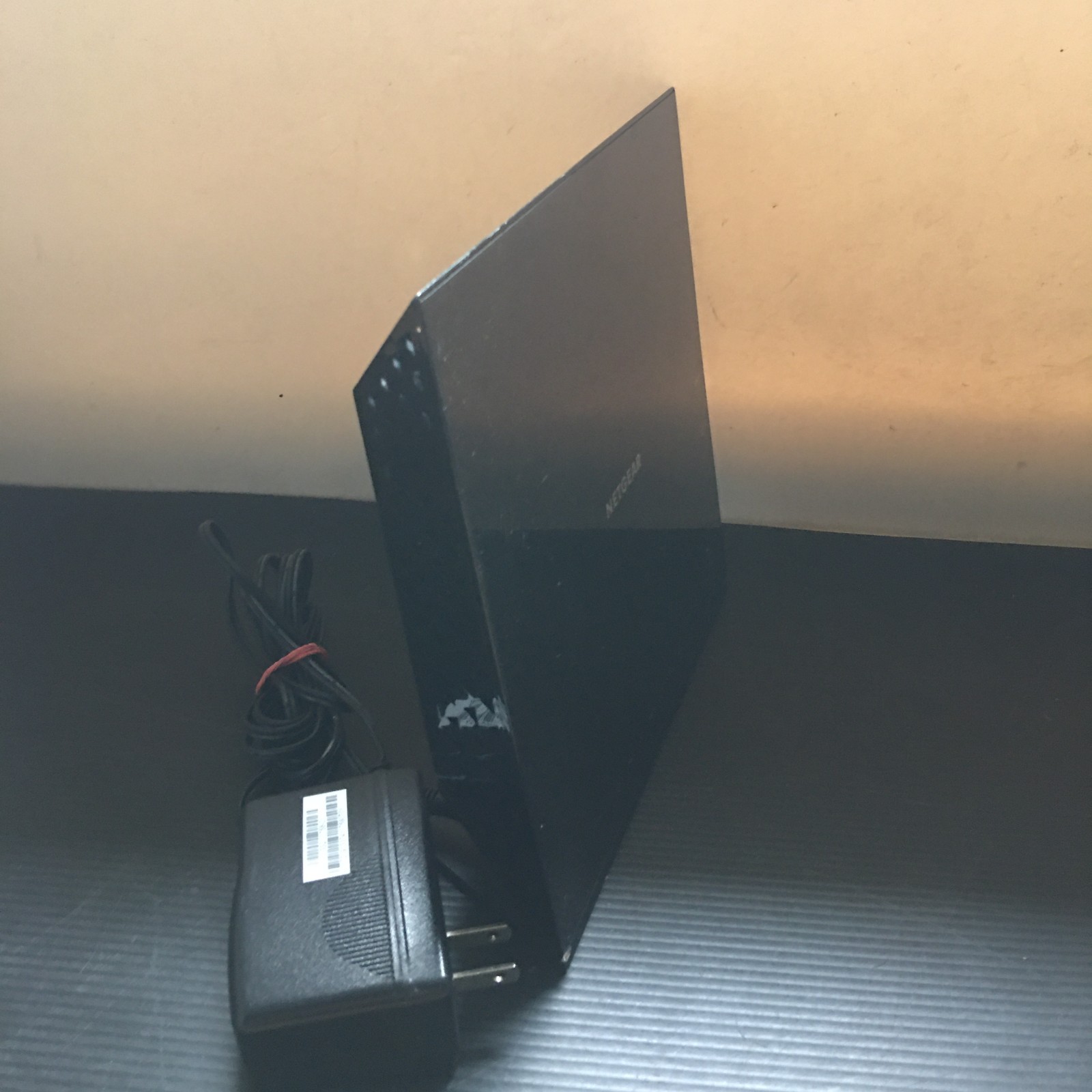 Netgear AC1600 Wifi Cable Modem Router Model: C6250