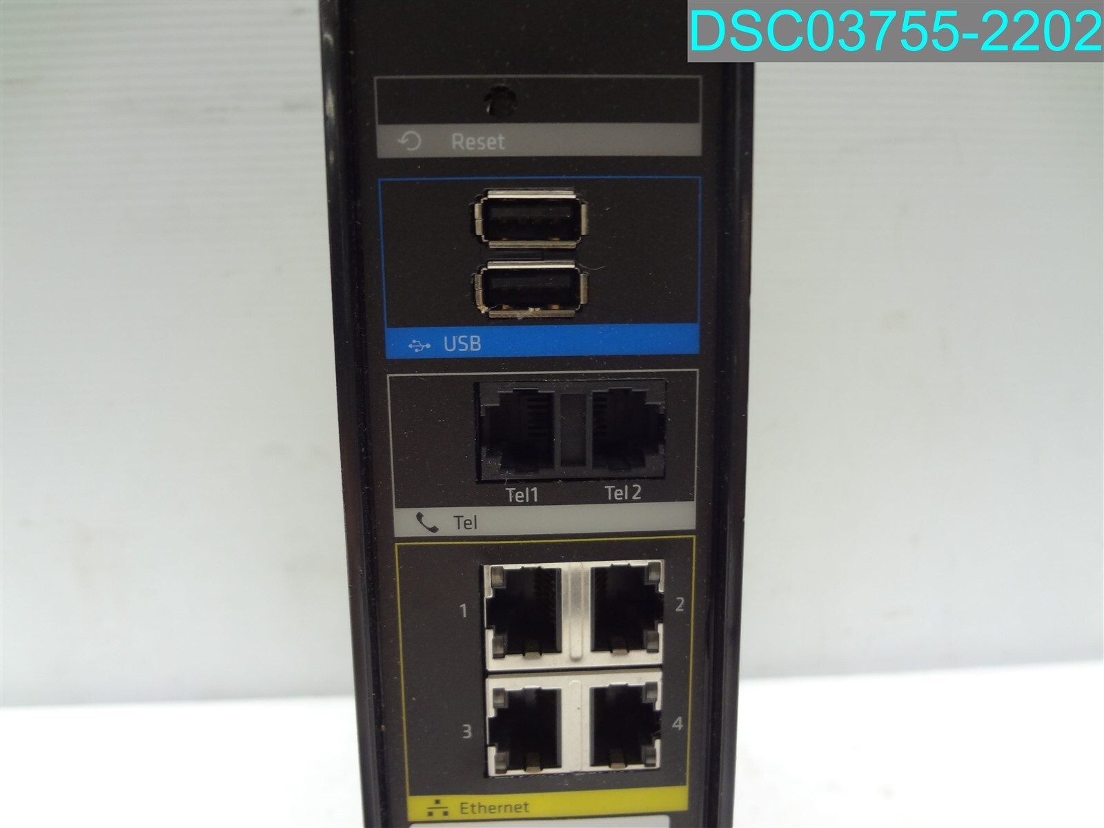 ARRIS TG1682G Dual Band WI-FI 802.11AC Modem Router Wireless