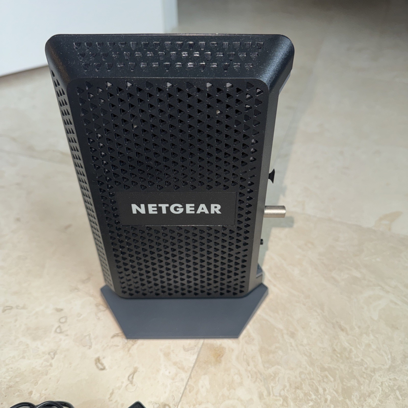 Netgear CM1100 DOCSIS 3.1 Multi-Gig Cable Modem