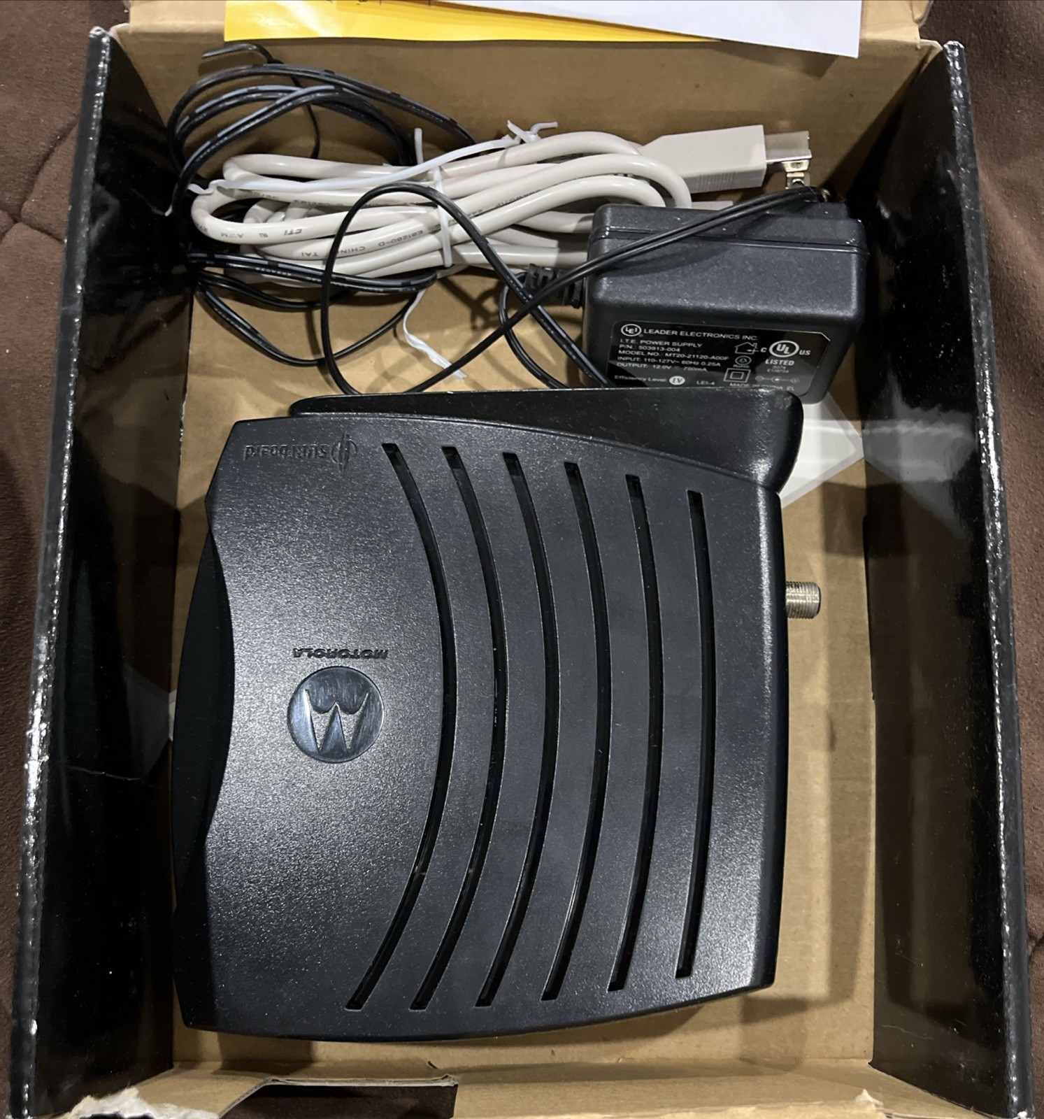 Motorola SURFboard SB5101U (567005-005-00) 38.91 Mbps Cable Modem.