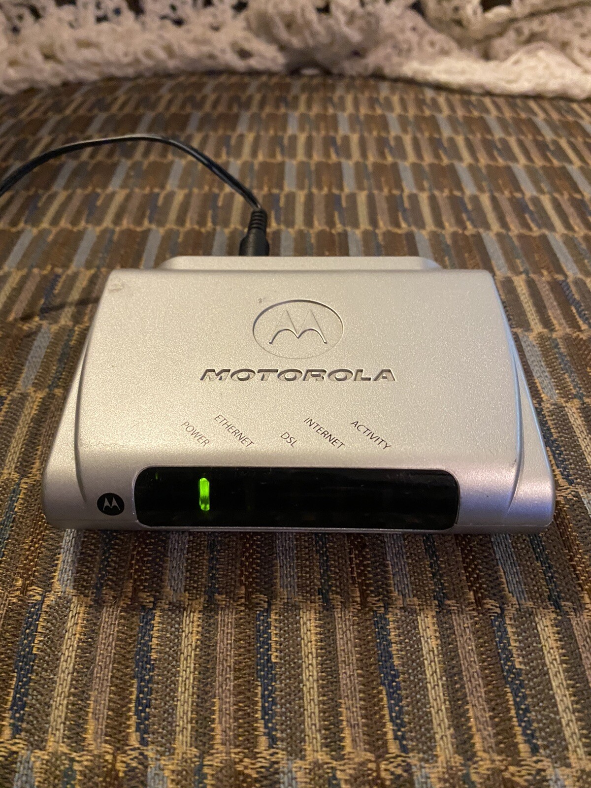 Motorola Modem 12VDC E141744 Router With Power Cord