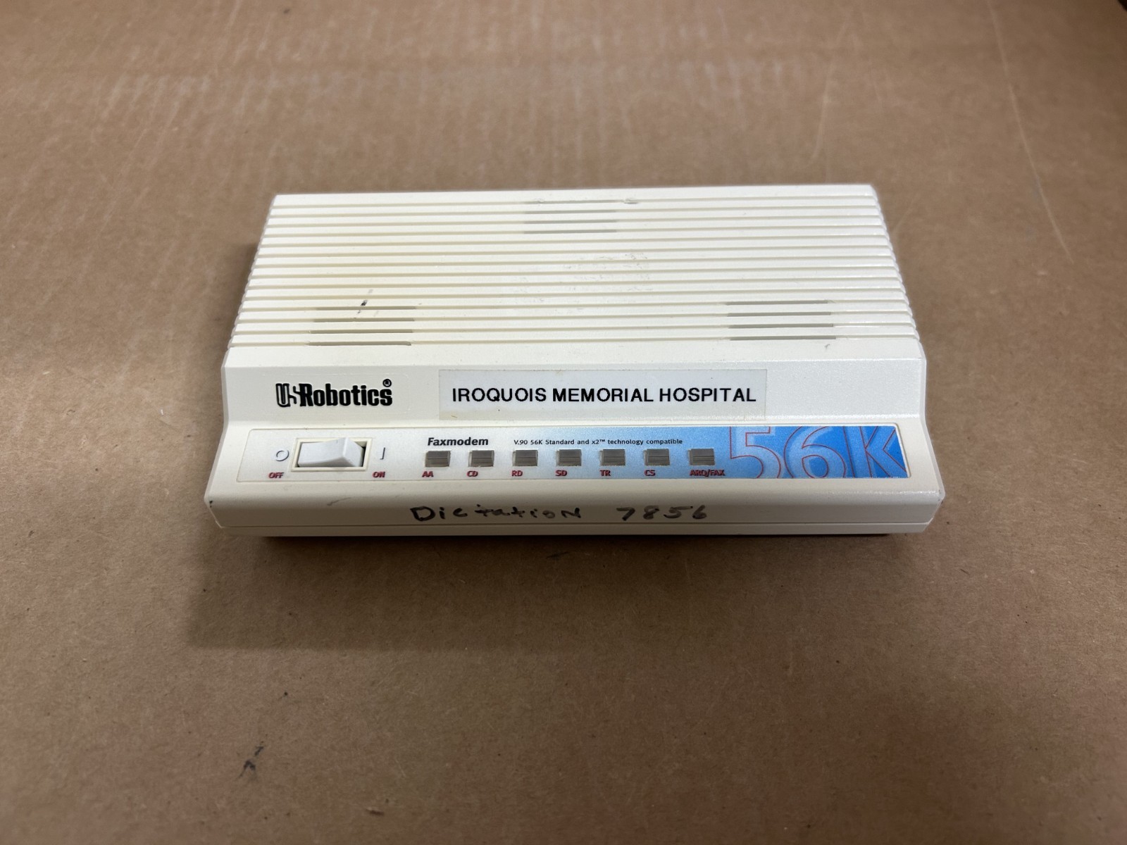 USRobotics Model 0701 Faxmodem V.90 56K Standard and x2 Technology Compatible