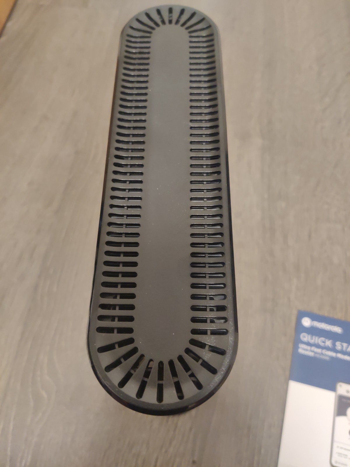 Motorola MG8702 DOCSIS 3.1 Cable Modem + Wi-Fi AC3200 Dual-Band Router